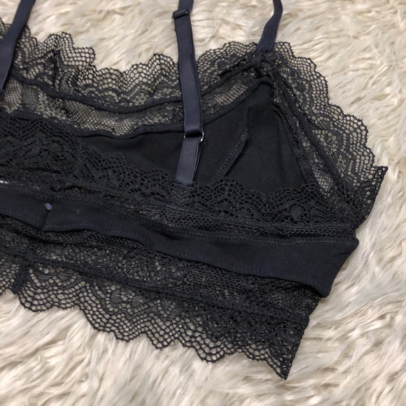 3/$25🧿NEW! Lace Cami Bralette - Black - Picture 6 of 6